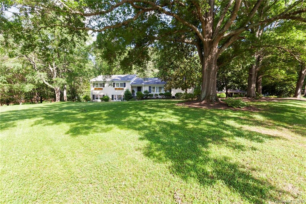 800 Longbow Road Charlotte, NC 28211 - Photo 2 of 46 Gallery Image 2