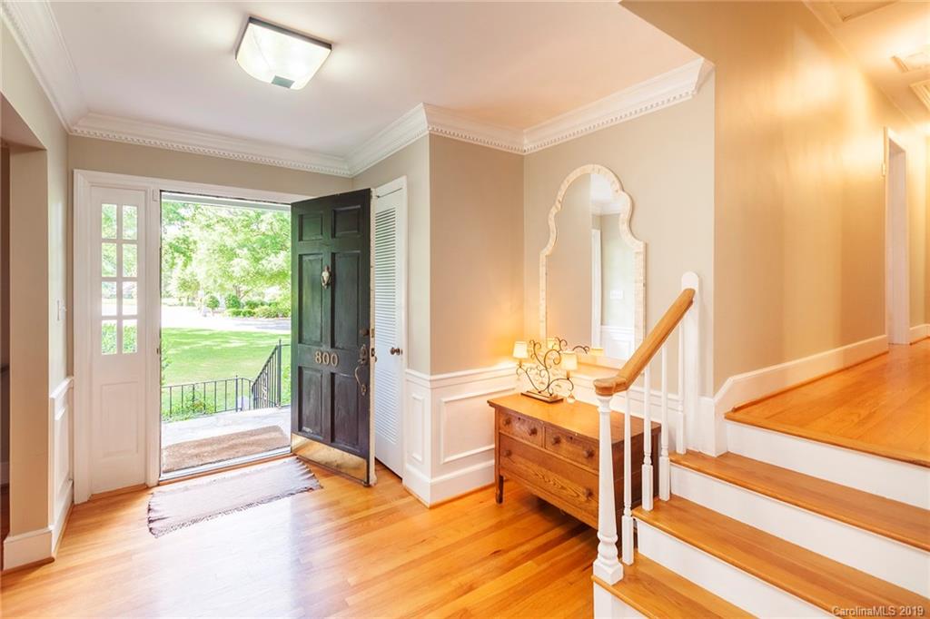 800 Longbow Road Charlotte, NC 28211 - Photo 5 of 46 Gallery Image 5