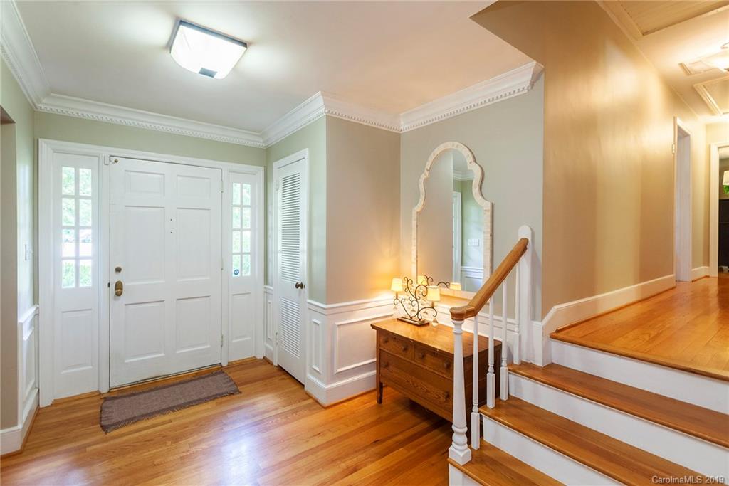 800 Longbow Road Charlotte, NC 28211 - Photo 6 of 46 Gallery Image 6