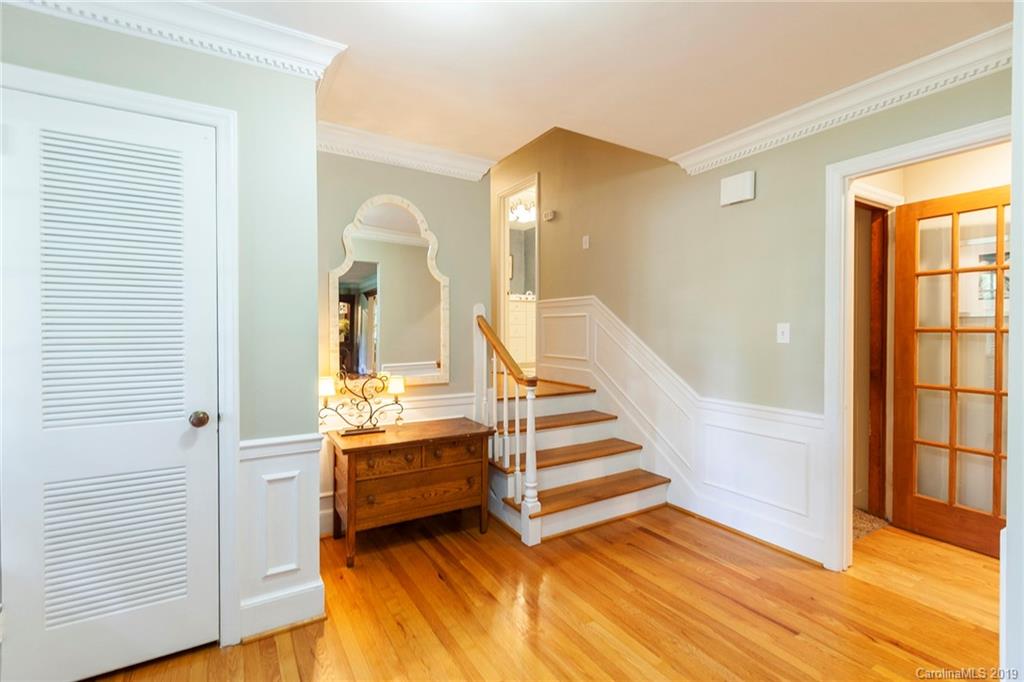 800 Longbow Road Charlotte, NC 28211 - Photo 7 of 46 Gallery Image 7