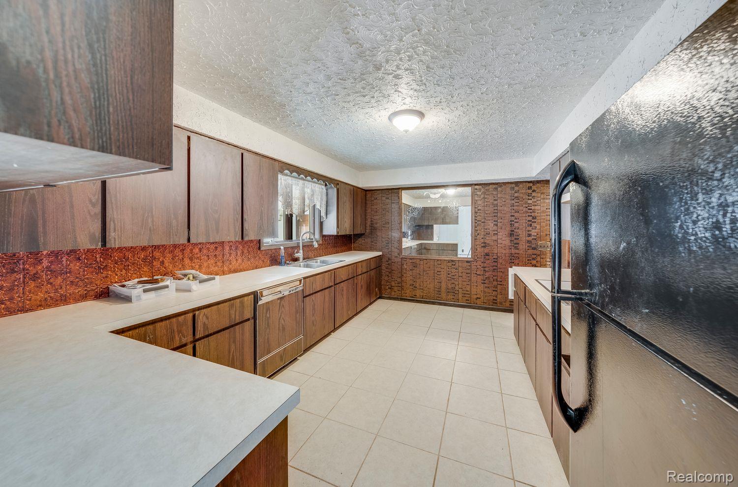 870 East Galbraith Line Road Yale, MI 48097 - Photo 7 of 20 Gallery Image 7