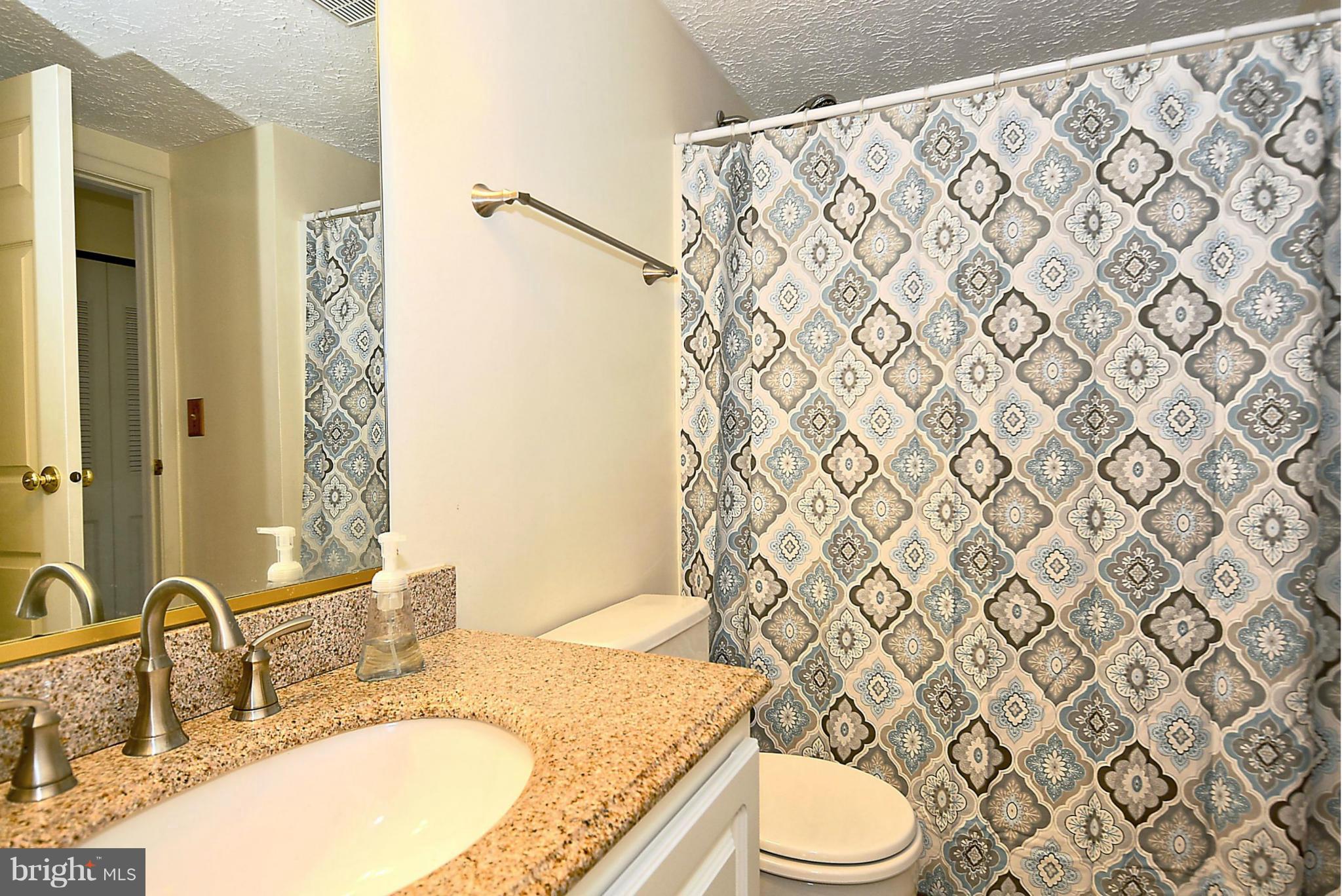 18 Cross Ridge Court Germantown, MD 20874 - Photo 15 of 30 Bathroom on the upper level