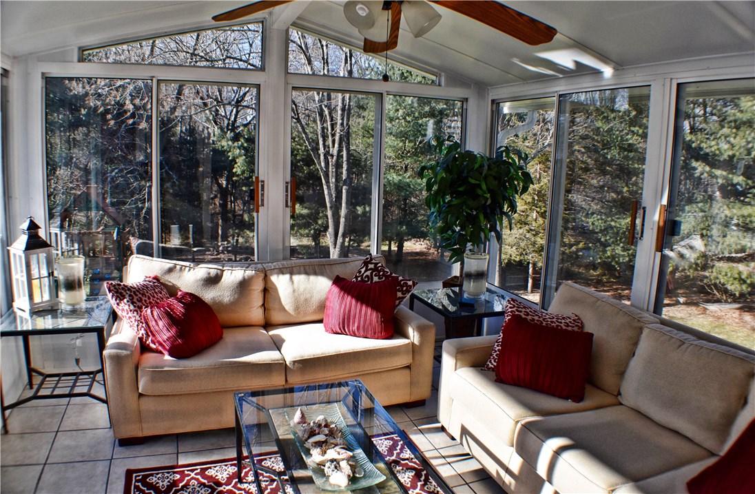 594 Blackrock Road Coventry, RI 02816 - Photo 19 of 37