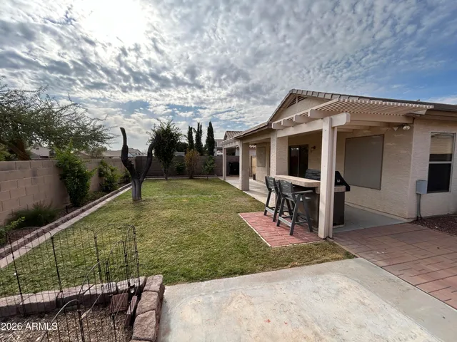 $1,800 | 16265 North 138th Avenue, Surprise, AZ 85374