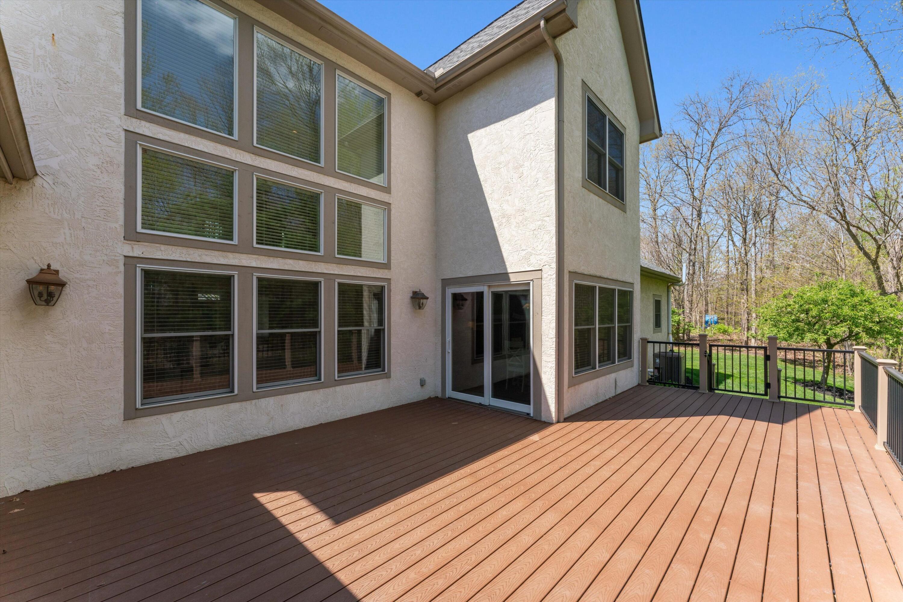 7646 Frasier Road Westerville, OH 43082 - Photo 45 of 51 Exterior Back