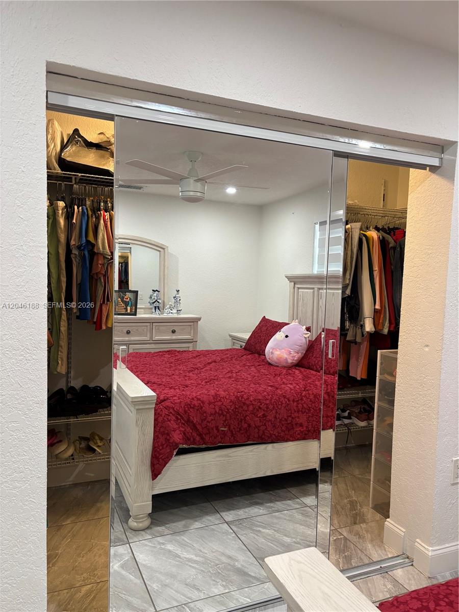 734 East 39th Street Hialeah, FL 33013 - Photo 16 of 55