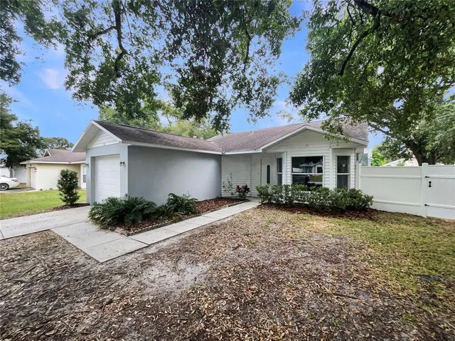 $227,000 | 136 Kings Pond Avenue, Winter Haven, FL 33880