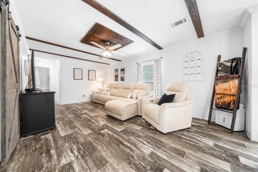 105 Buck Run Hawthorne, FL 32640 - Photo 14 of 29