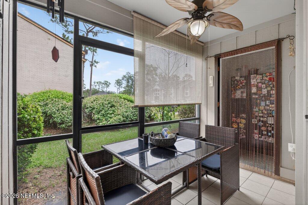 8880 Old Kings Road South, Unit 34 Jacksonville, FL 32257 - Photo 25 of 39 Screened Patio
