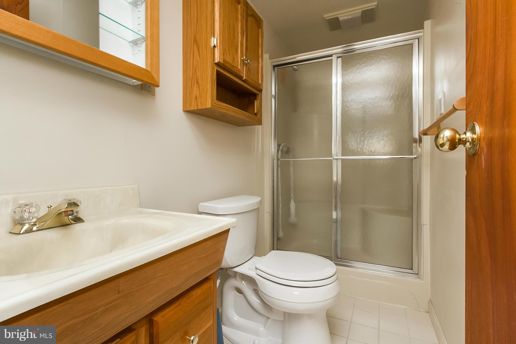 10137 Charington Road Cockeysville, MD 21030 - Photo 14 of 16 Bath