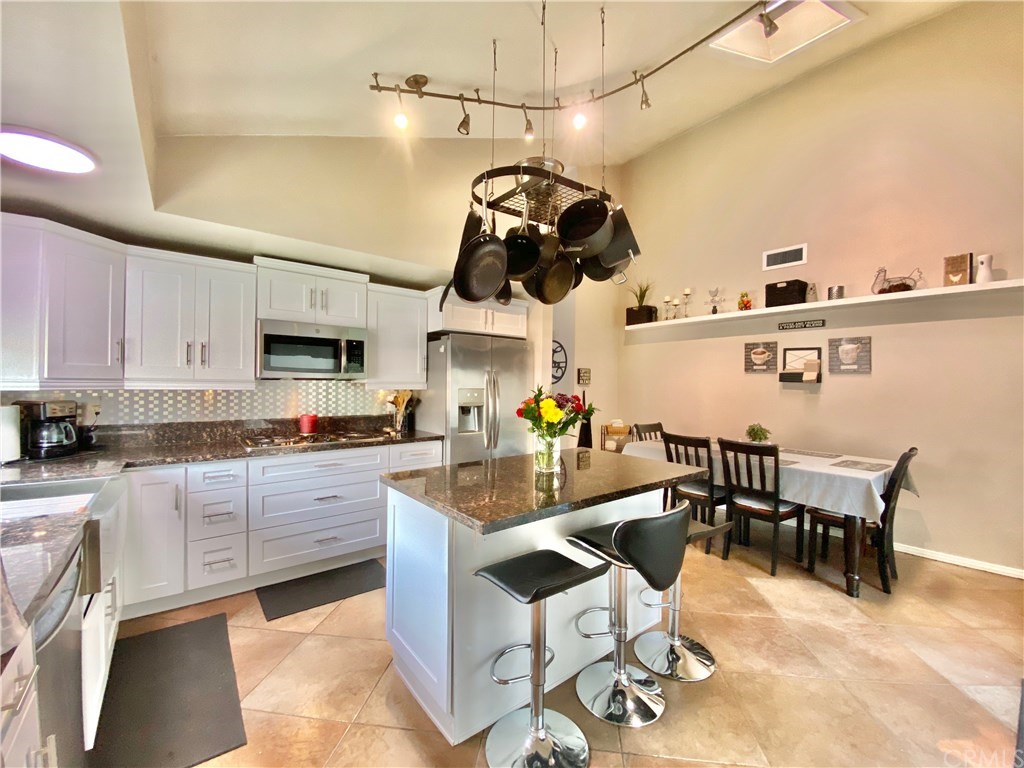 12539 Bryce Circle Cerritos, CA 90703 - Photo 8 of 24