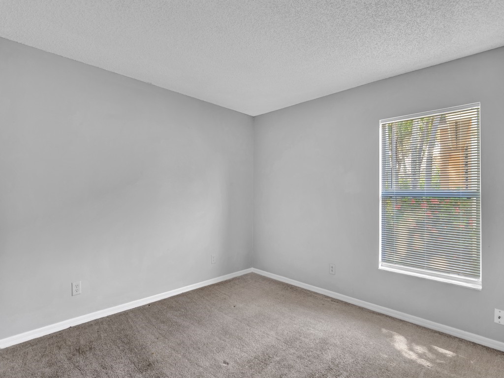 1400 10th Manor Vero Beach, FL 32960 - Photo 29 of 36