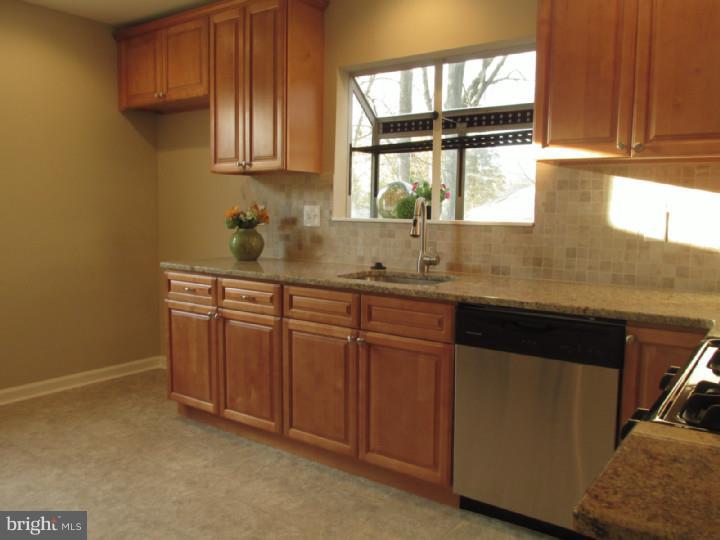 8 Edison Road Cherry Hill, NJ 08034 - Photo 4 of 17