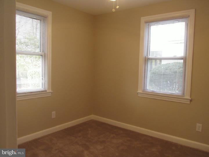 8 Edison Road Cherry Hill, NJ 08034 - Photo 10 of 17