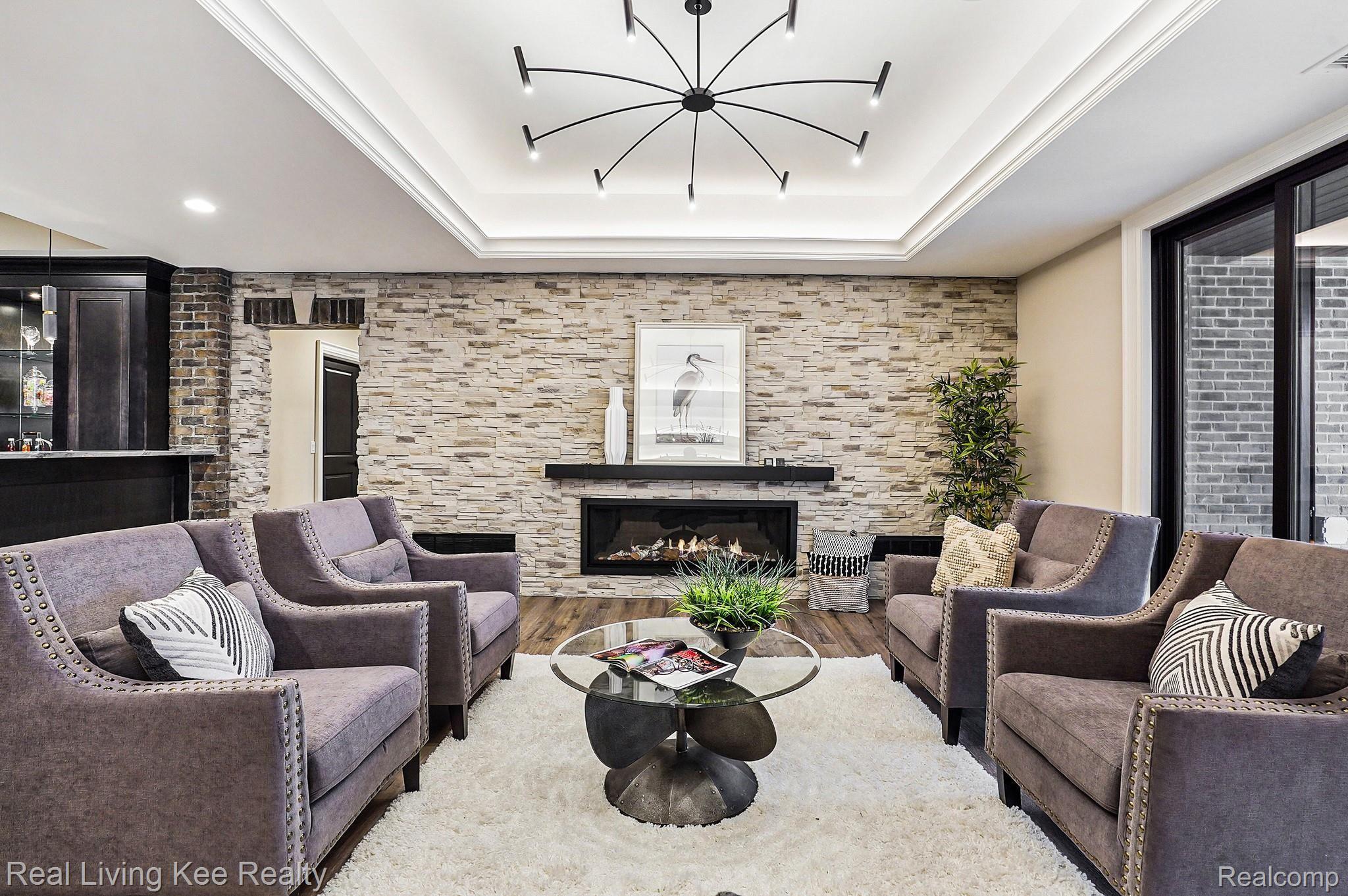 4767 Pinecrest Court Rochester, MI 48306 - Photo 80 of 98 DSC02535.jpg