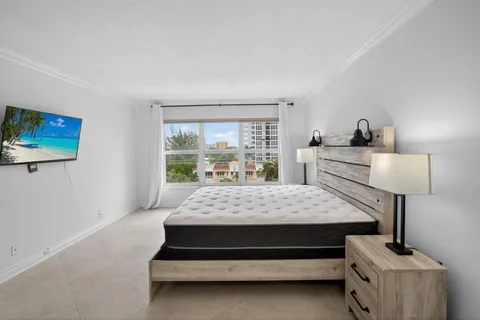 $535,000 | 405 North Ocean Boulevard, Unit 507, Pompano Beach, FL 33062