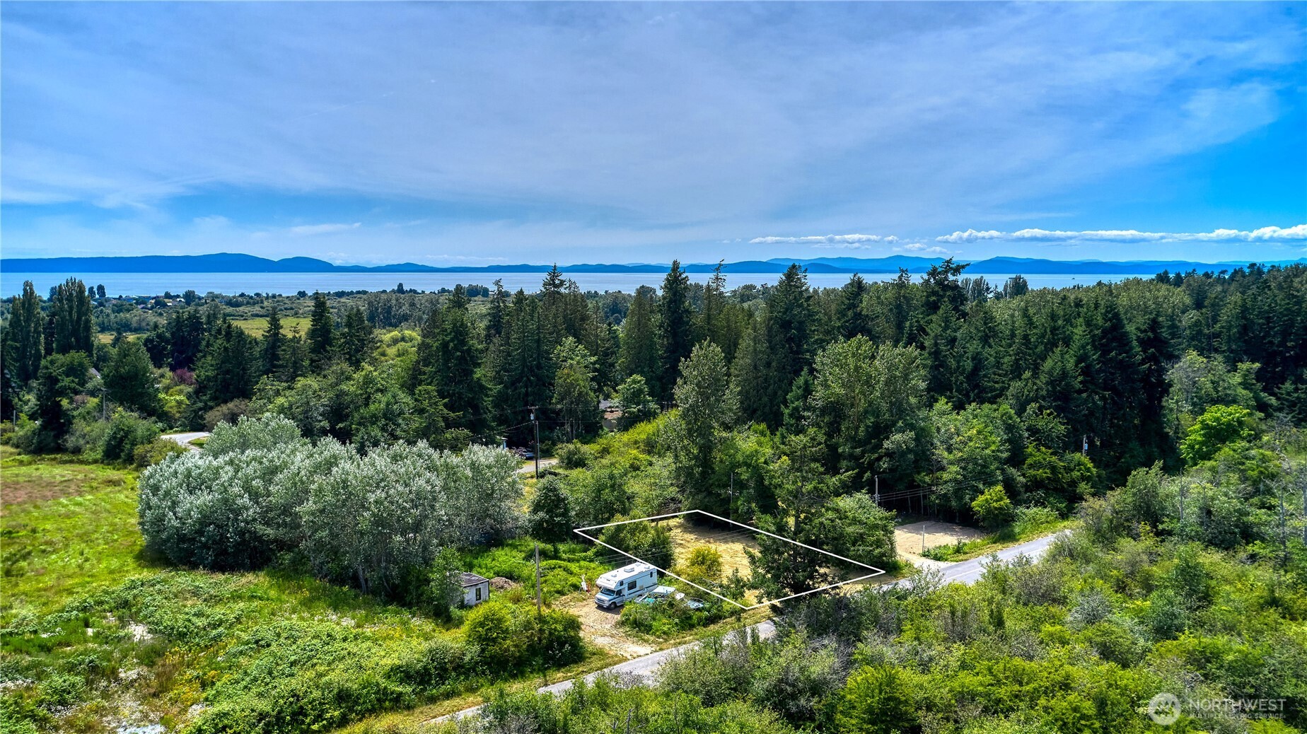 1545 Benson Road Point Roberts, WA 98281 - Photo 4 of 14 Gallery Image 4