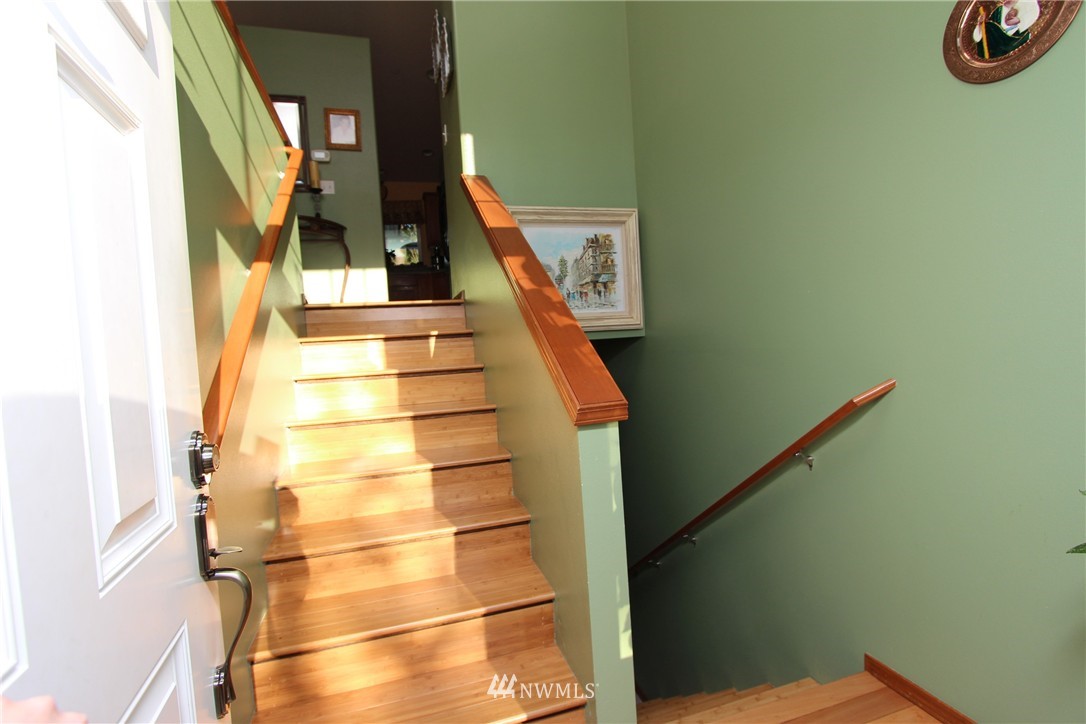 7037 Morgan Road, Unit 2 Everett, WA 98203 - Photo 2 of 25