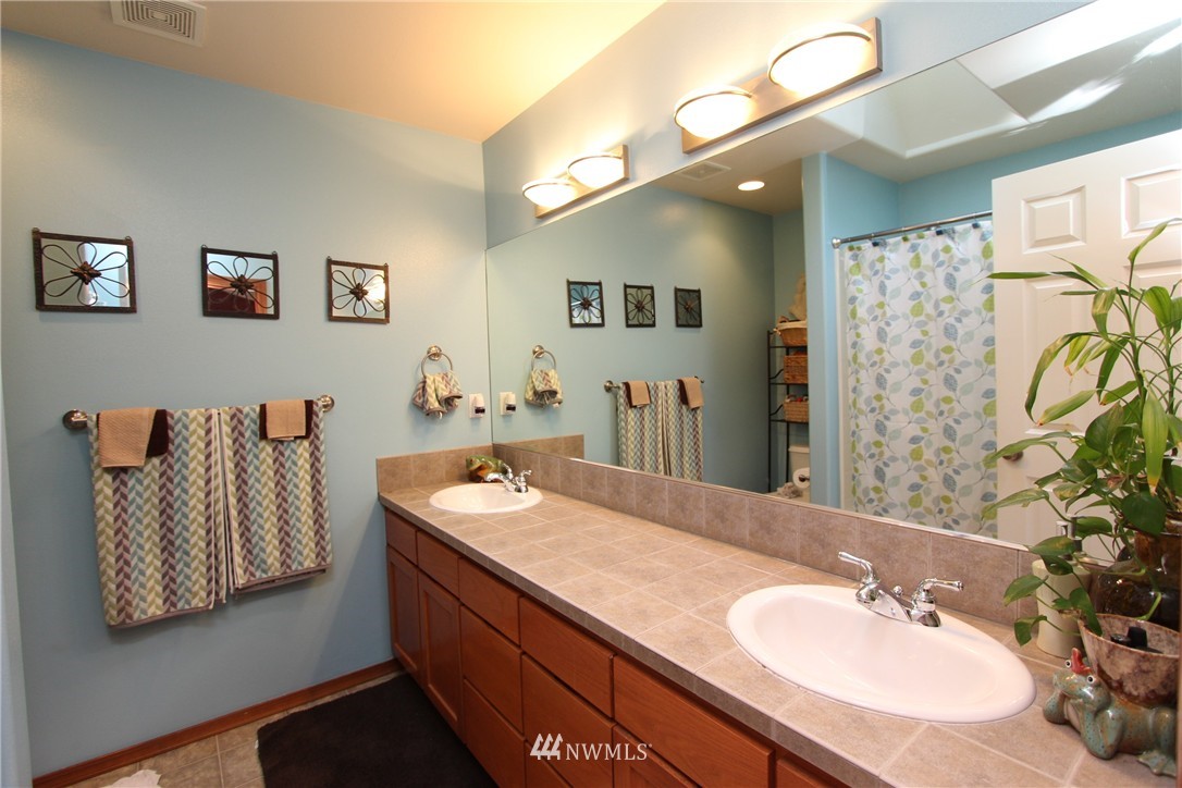 7037 Morgan Road, Unit 2 Everett, WA 98203 - Photo 12 of 25