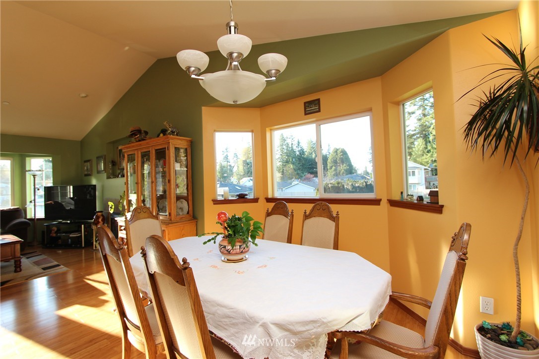 7037 Morgan Road, Unit 2 Everett, WA 98203 - Photo 6 of 25