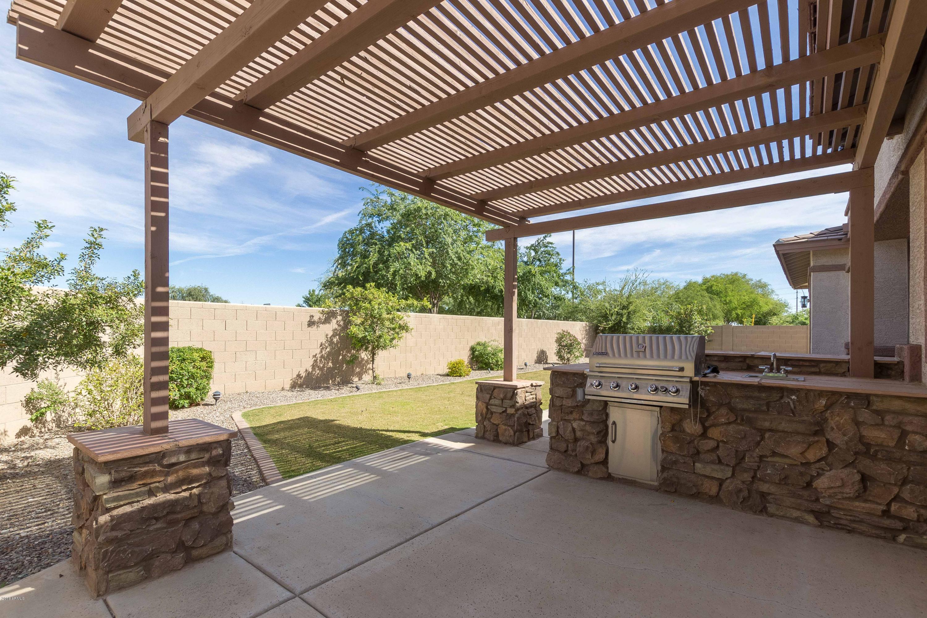 4605 South Burma Road Gilbert, AZ 85297 - Photo 25 of 48 IMG_0077-HDR