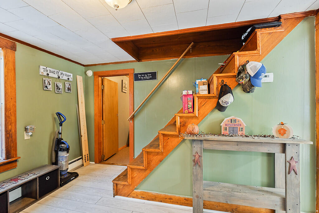19 Summer Street Madison, ME 04950 - Photo 16 of 30 17_BP5A0040_DxO_mls