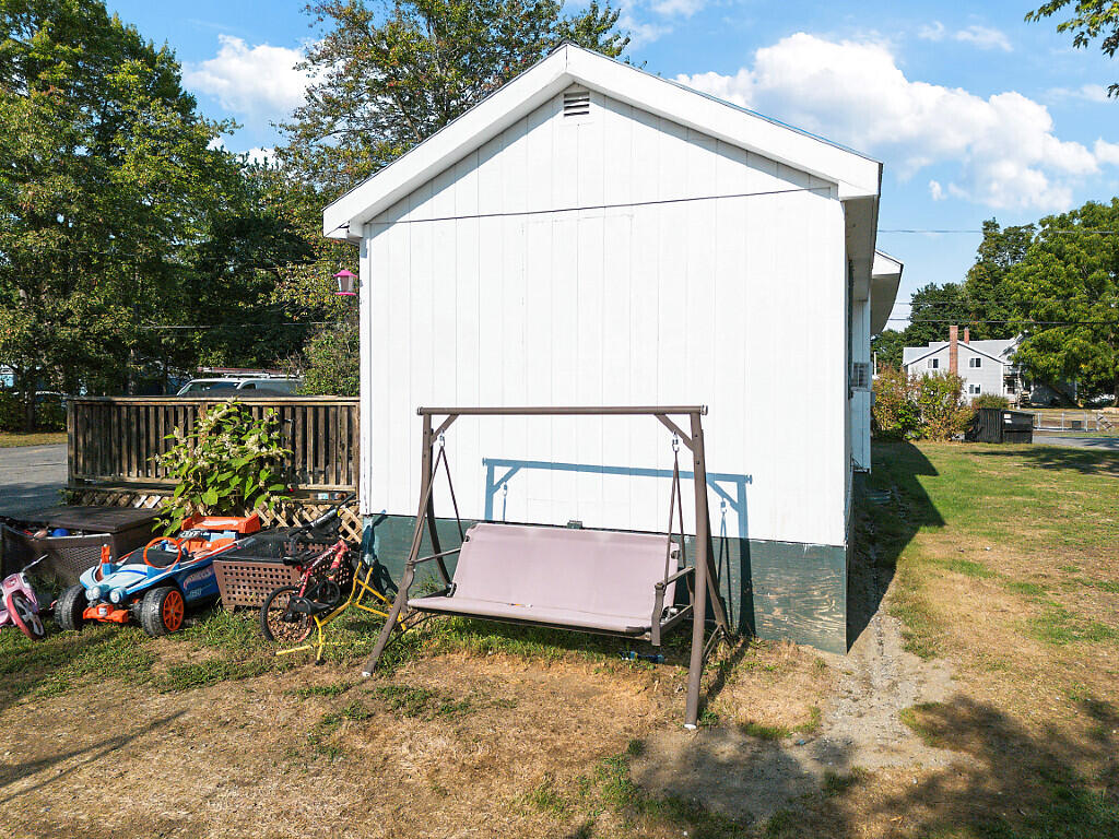19 Summer Street Madison, ME 04950 - Photo 5 of 30 48_DJI_0143_DxO_mls