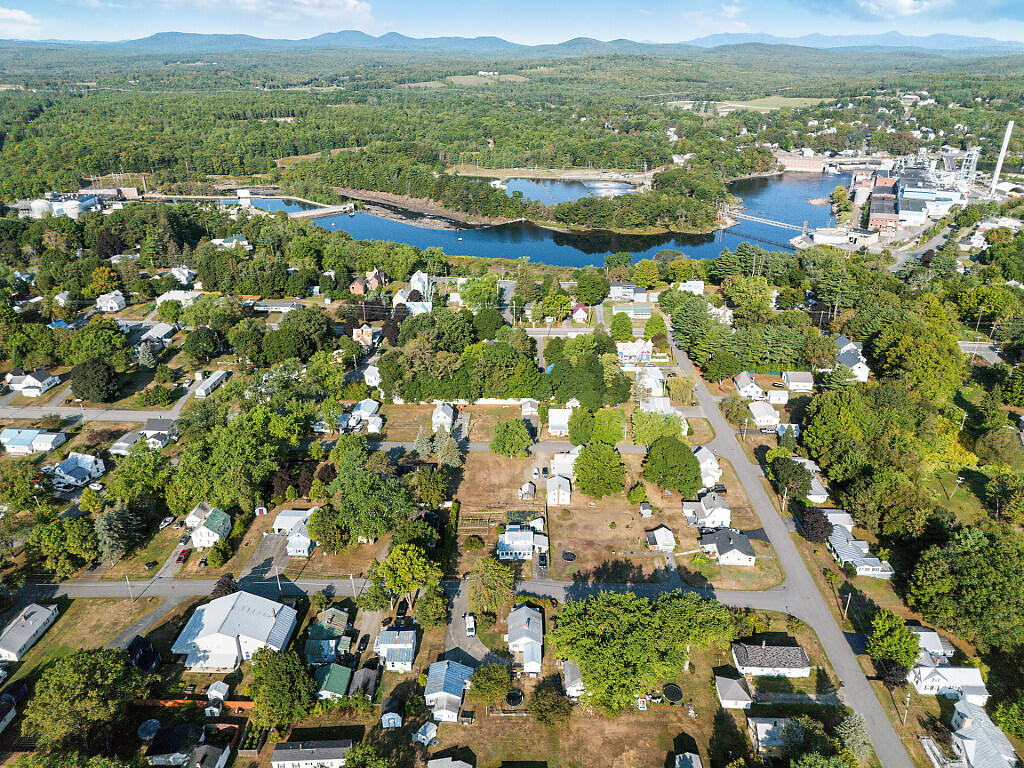 19 Summer Street Madison, ME 04950 - Photo 7 of 30 51_DJI_0146_DxO_mls