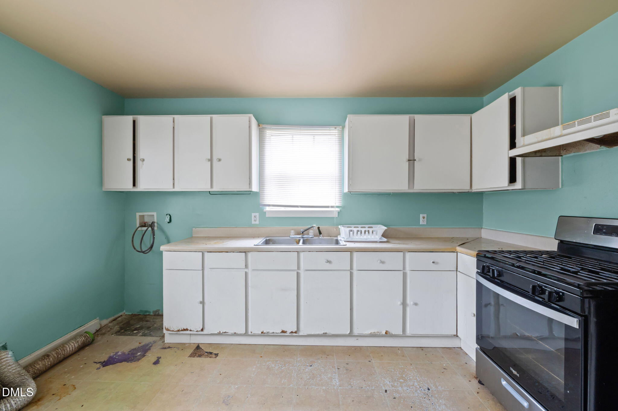 202 Lynn Road Durham, NC 27703 - Photo 14 of 27 Kitchen
