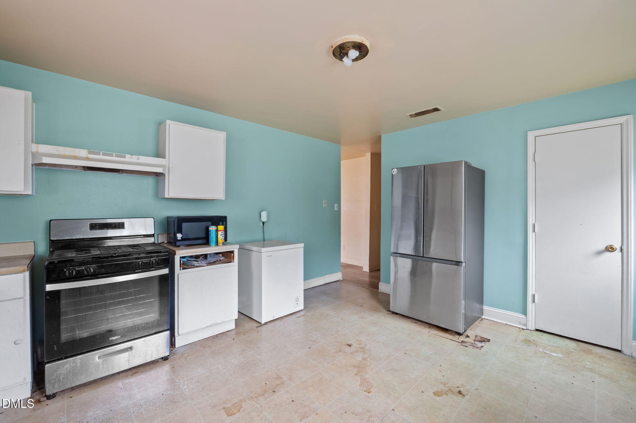 202 Lynn Road Durham, NC 27703 - Photo 16 of 27 Kitchen