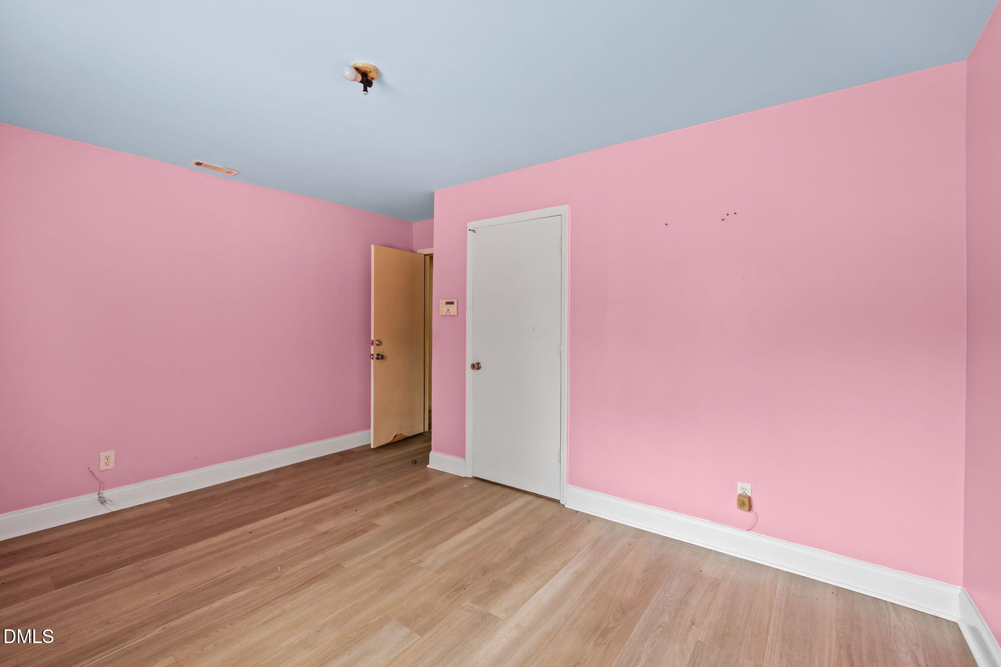 202 Lynn Road Durham, NC 27703 - Photo 17 of 27 Bedroom 1