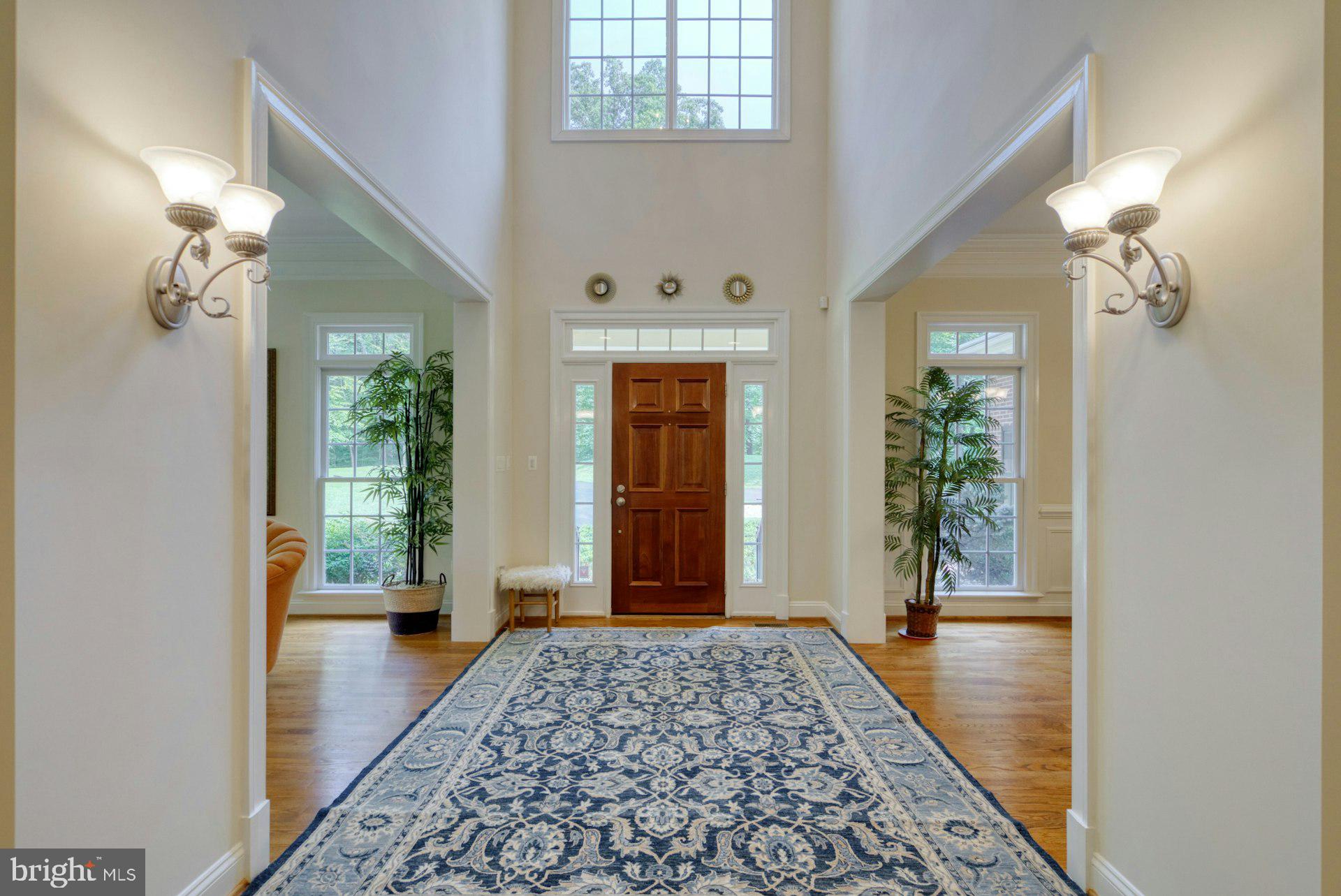 10300 Hampton Road Fairfax Station, VA 22039 - Photo 11 of 89 Foyer