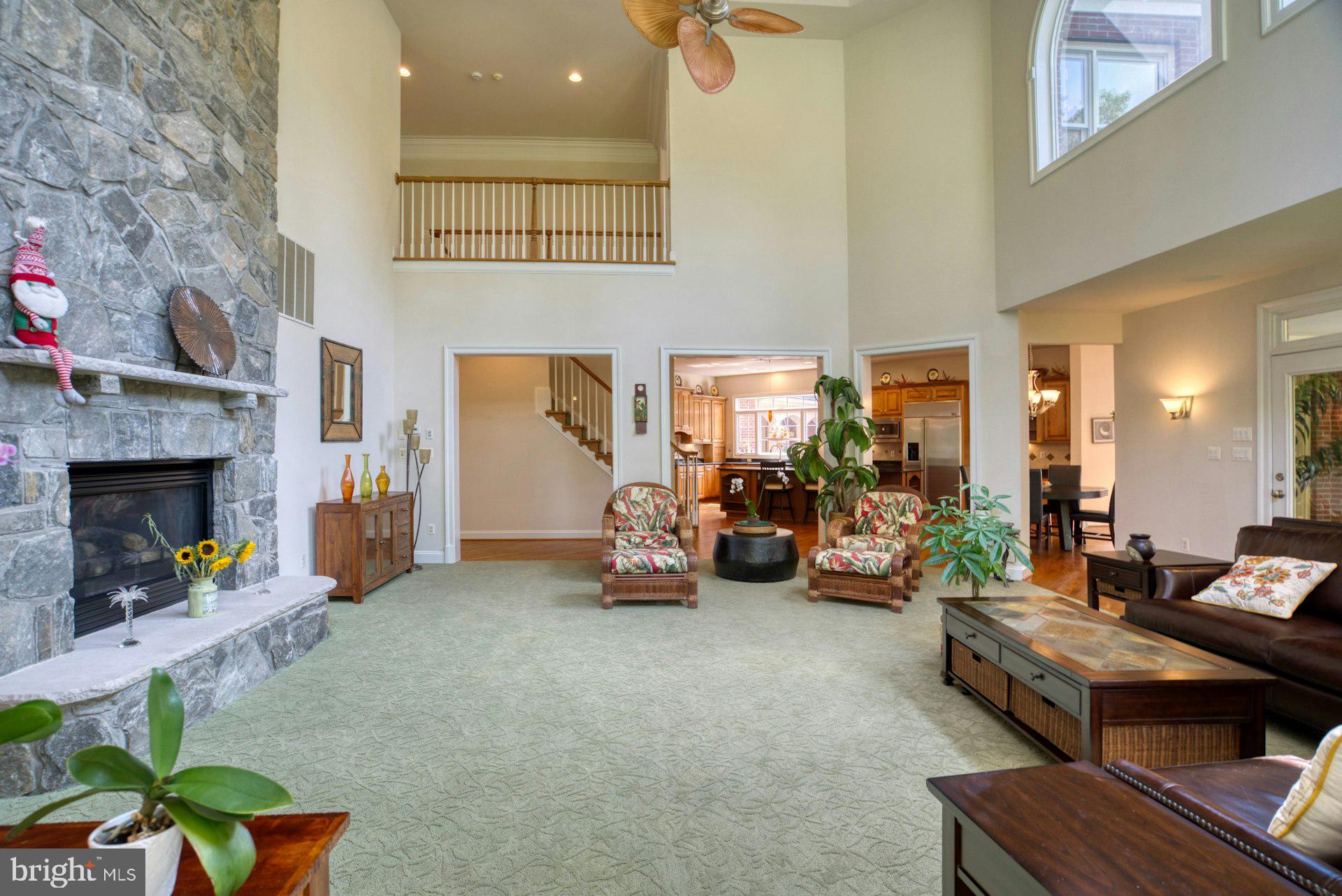 10300 Hampton Road Fairfax Station, VA 22039 - Photo 29 of 89 Family Room with 2 Story Ceilings & Water View