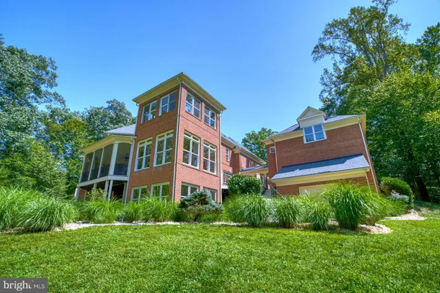 $2,400,000 | 10300 Hampton Road, Fairfax Station, VA 22039