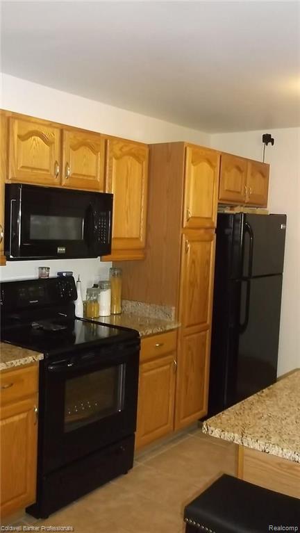3221 Eastern Avenue Rochester Hills, MI 48307 - Photo 6 of 29