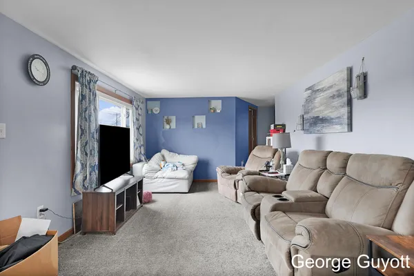 $329,900 | 4847 84th Street Southeast, Caledonia, MI 49316