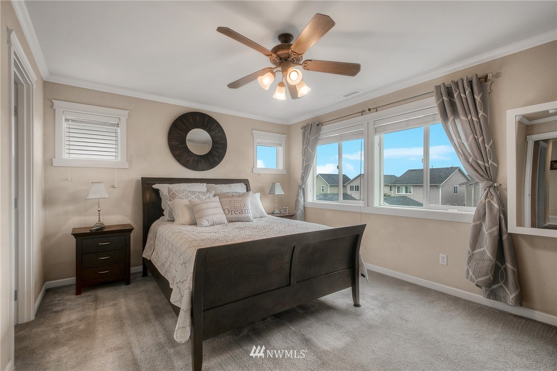 35211 Southeast Ridge Street Snoqualmie, WA 98065 - Photo 14 of 23 Gallery Image 14
