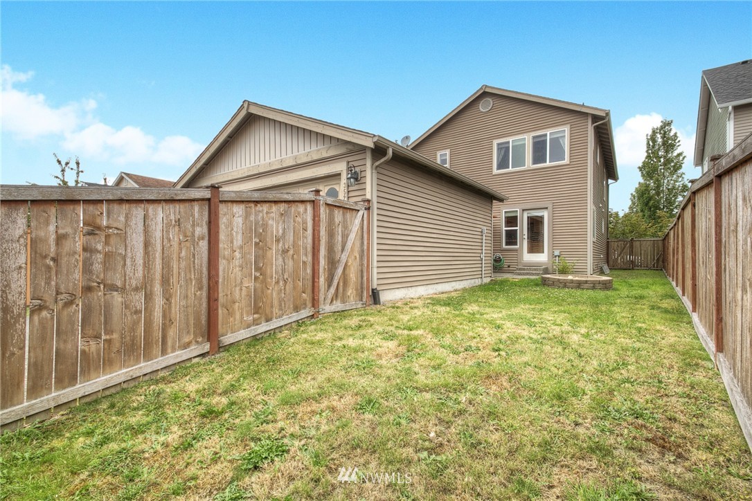35211 Southeast Ridge Street Snoqualmie, WA 98065 - Photo 22 of 23 Gallery Image 22