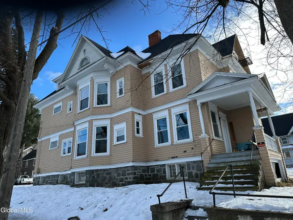 $130,000 | 167 Bleecker Street, Gloversville, NY 12078