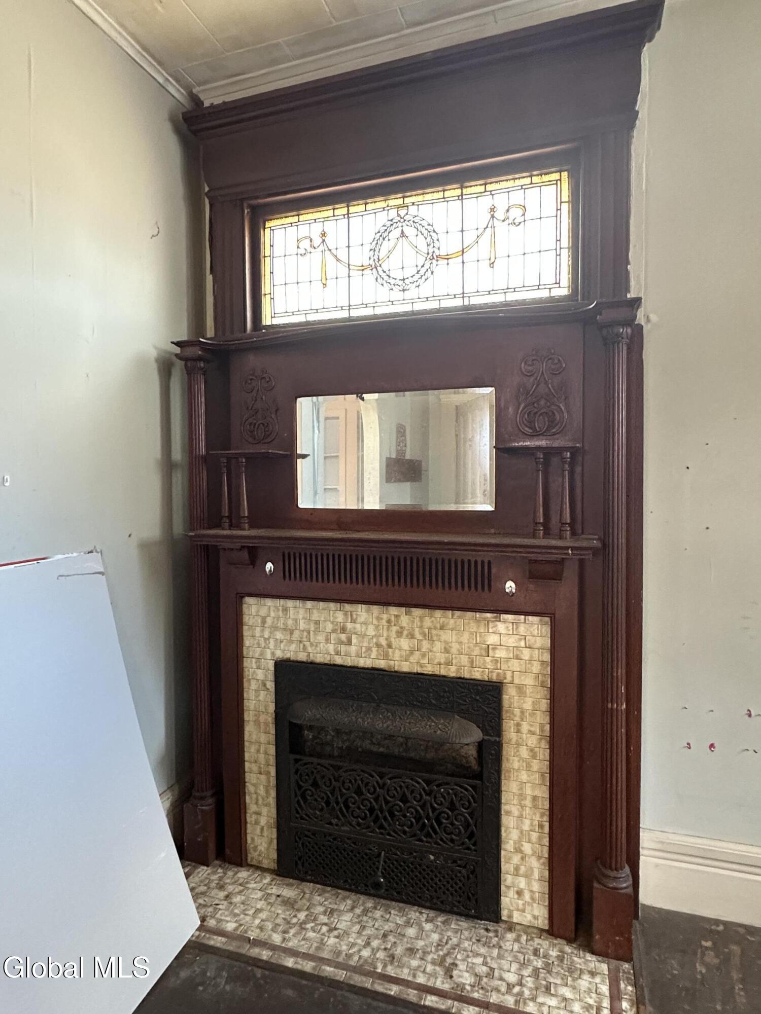 167 Bleecker Street Gloversville, NY 12078 - Photo 6 of 13 IMG_2552