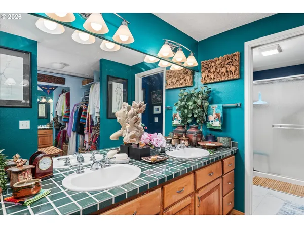 $649,000 | 2842 Greentree Way, Eugene, OR 97405