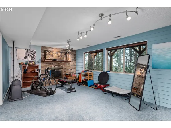 $649,000 | 2842 Greentree Way, Eugene, OR 97405