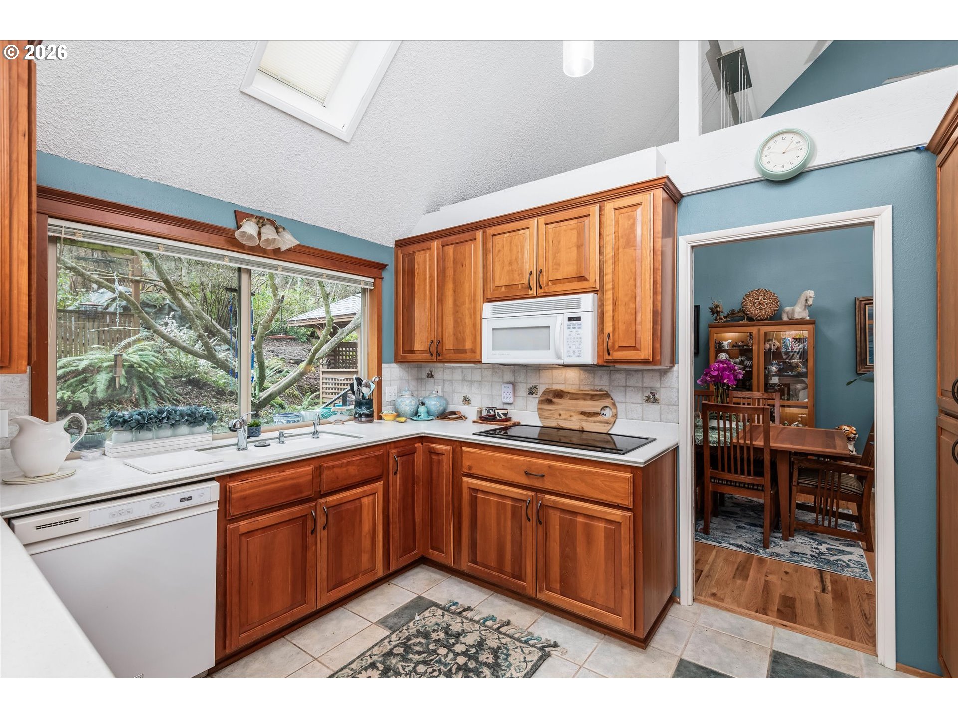 2842 Greentree Way Eugene, OR 97405 - Photo 7 of 33