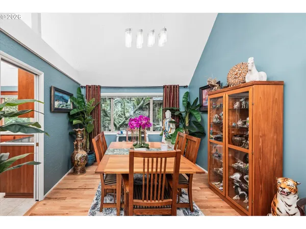 $649,000 | 2842 Greentree Way, Eugene, OR 97405