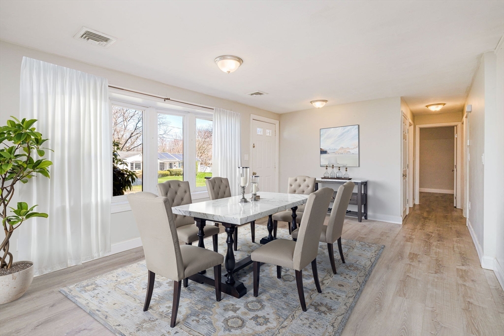 149 Errol Road Brockton, MA 02302 - Photo 14 of 41