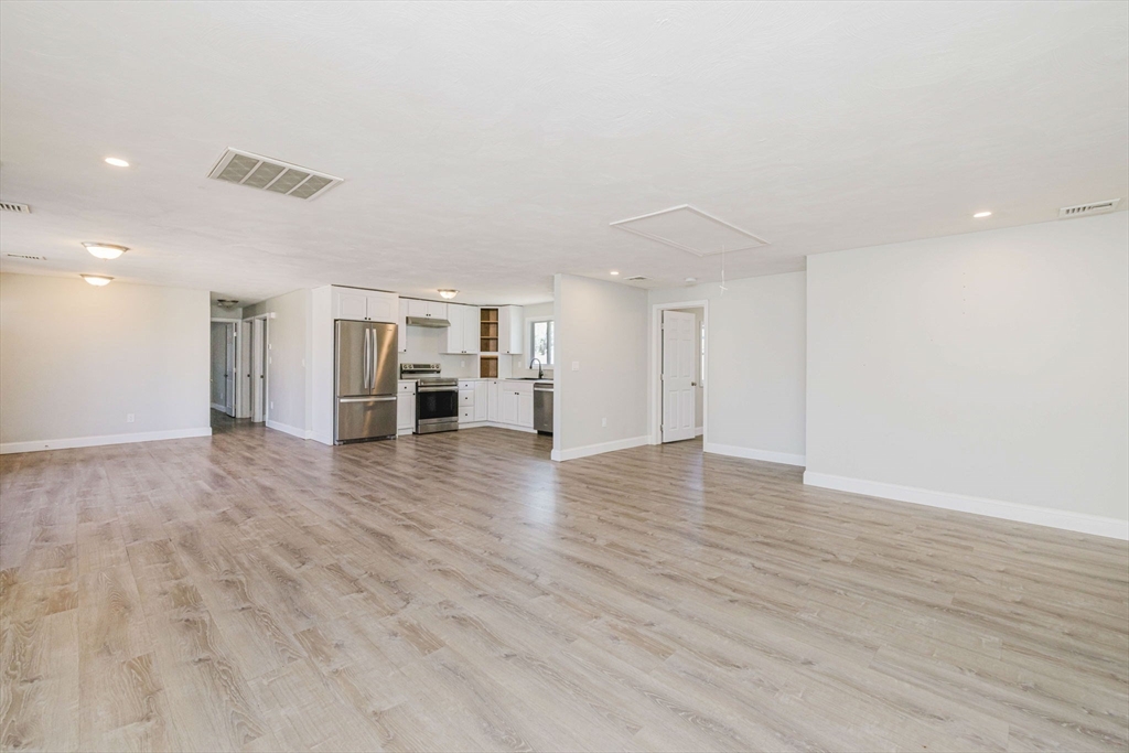 149 Errol Road Brockton, MA 02302 - Photo 23 of 41