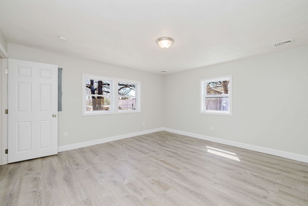 149 Errol Road Brockton, MA 02302 - Photo 25 of 41