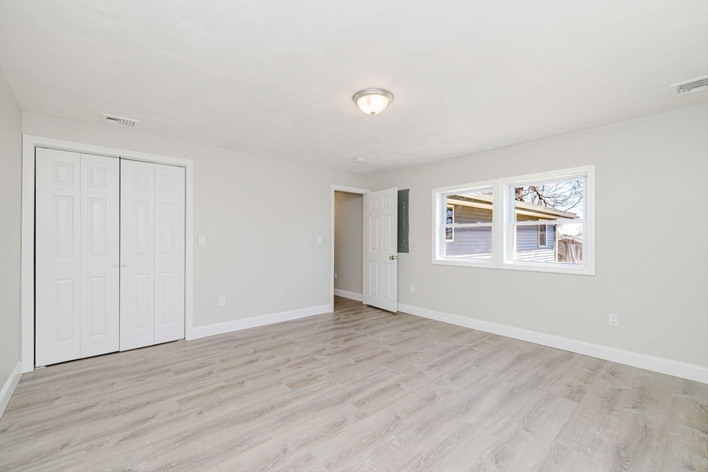 149 Errol Road Brockton, MA 02302 - Photo 26 of 41