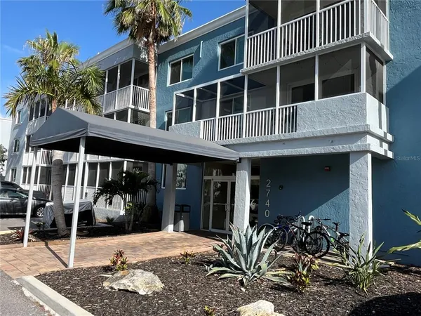 $1,600 | 2740 Coconut Bay Lane, Unit 317, Sarasota, FL 34237