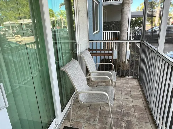 $1,600 | 2740 Coconut Bay Lane, Unit 317, Sarasota, FL 34237